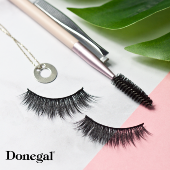 DONEGAL SZTUCZNE RZĘSY NA PASKU GLAM EFFECT Z KLEJEM